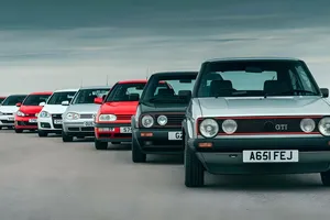 ¿Realmente los coches de ahora son tan grandes? Comparamos cuánto han crecido 14 ilustres del mercado
