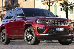 El Grand Cherokee se va de Europa, el jefe de Jeep lo confirma y también un sustituto que no convence