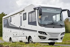 El nuevo 'palacio rodante' de Phoenix, una Camper sin servicio doméstico, pero con muchos ceros en el precio