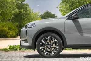 Más de 4.000 € de descuento, etiqueta ECO y acabados de lujo, así es el SUV en oferta que rivaliza con el Alfa Romeo Junior