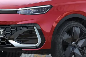 Filtrado el nuevo Volkswagen T-Roc 2025, sin camuflaje y justo como querías verlo