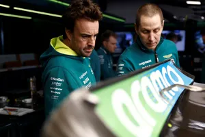 Alonso destapa los fallos de Aston Martin y avisa: "Nos arruinó la temporada"