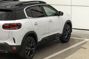 Etiqueta ECO y maletero enorme de 720 litros, este SUV es una ganga irrepetible con 9.800 € de descuento