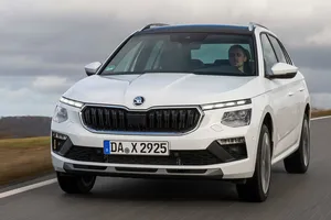 Extra de potencia para el Skoda Kamiq más barato, la gama 2025 estrena versión para el acabado Essence