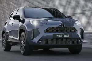 Llega la gama 2025 del Toyota Yaris Cross con acabados renovados, una gran pérdida y nuevos precios