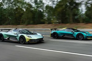 El Aston Martin Valhalla afina su puesta a punto en España: así luce la nueva referencia de los hiperdeportivos