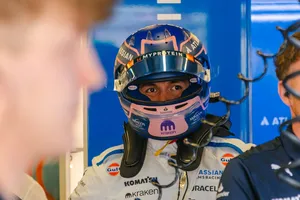 Albon no se cree lo de Haas
