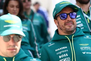 Honda aviva la incertidumbre sobre el futuro de Alonso (y Verstappen) en Aston Martin