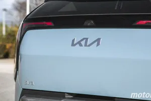 El nuevo KIA EV3 es más autónomo, sabe cuándo frenar y lo hace mejor que tú