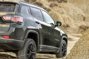 El SUV que se planta ante Toyota y Volkswagen tiene 7.600 € de descuento y etiqueta ECO