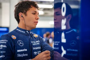 Sainz, otra vez delante, y Albon empieza a mosquearse con Williams: “Por alguna razón…”
