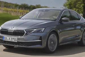 Skoda revoluciona sus diésel, así es el combustible sintético con el que salen de fábrica y puedes repostar
