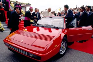 Un Papa y la Fórmula 1: Juan Pablo II, Enzo Ferrari y una visita a Maranello
