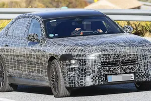 BMW ya prepara el nuevo ALPINA B7, más de 600 CV, lujo sin M y el alma de un misil alemán
