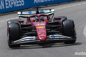 Charles Leclerc resiste la acometida de McLaren y se postula para la pole; Alonso destaca de nuevo