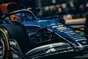 Sólo los McLaren pueden con un Carlos Sainz que quiere ser protagonista en Imola