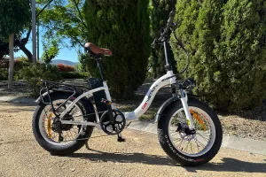 Drvetion CT20: la fat bike eléctrica plegable que combina aventura y funcionalidad