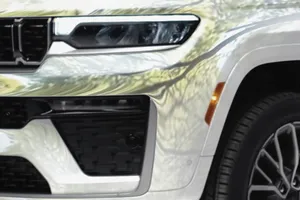 El Jeep Grand Cherokee 2026 enseña sus armas para volver a Europa, aunque su vuelta no está garantizada