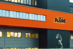 Fin de una era en KTM, Bajaj toma el control total de una marca de motos expoliada y arruinada