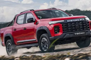 MAXUS lanza una pick-up diésel con la que China desafía a la Ford Ranger