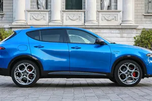 Es rival directo del Audi Q3, cuesta 3.600 € menos y tiene mejor maletero, este SUV ataca a los premium alemanes