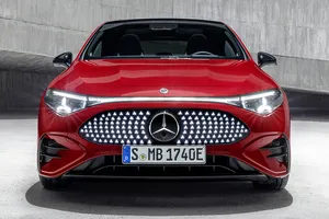 El nuevo Mercedes CLA eléctrico ya tiene precios en España, hasta 790 km de autonomía y más de 350 CV