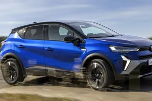 Renault estrena un Captur híbrido que acelera más, consume menos y no necesita enchufes