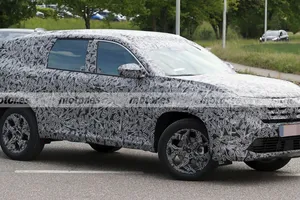 Europa se le queda pequeña al Dacia Bigster, la variante Renault ya rueda en pruebas