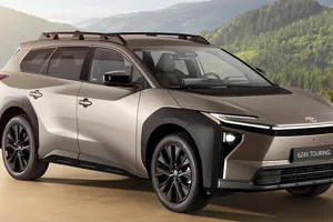 Toyota sorprende con este bZ4X familiar que nadie esperaba… y llega con casi 600 km de autonomía