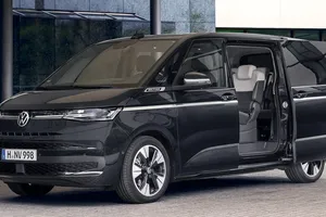 Volkswagen no se rinde con los monovolúmenes, y el nuevo Multivan lo demuestra a lo grande mejor que nunca