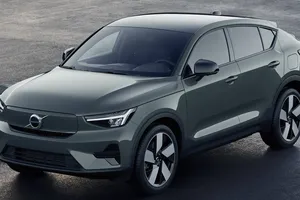 Volvo refuerza su apuesta eléctrica, los EX40 y EC40 rozan la perfección con +700 km de autonomía
