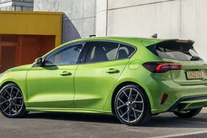 Adiós al Ford Focus ST, se despide uno de los últimos compactos deportivos de gasolina