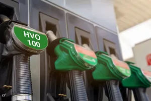 ¿Error de Europa? Quiere matar millones de diésel, pero un biocombustible legal lo cambia todo