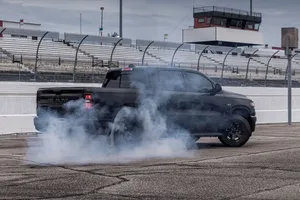 El pueblo ha hablado, tras el fracaso con sus muscle car eléctricos, Dodge vuelve al HEMI V8 de 5.700 cc