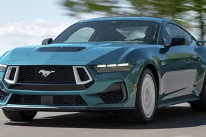 Este Mustang es un homenaje al pasado… y una pista de lo que Ford puede dejar atrás (aunque no tenga que hacerlo)