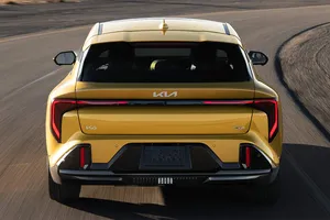 No todo son los SUV, KIA lo apostará todo al segmento compacto en Europa con EV4 y K4