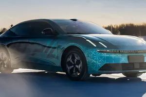 En un mercado europeo sin sedanes, el Lynk & Co 10 se muestra preparado para retar a las marcas europeas