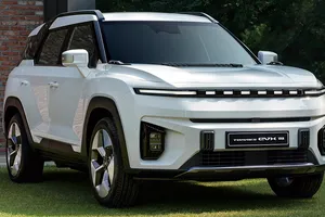 Este nuevo SUV con aspecto de 4x4 es ahora un inesperado rival del Renault Kangoo que no le teme a las ZBE