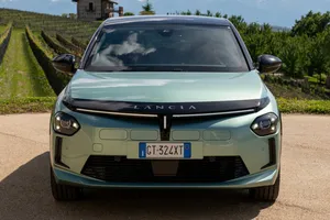 El nuevo Lancia Ypsilon HF Line ya tiene precios, con hasta 156 CV y en versiones ECO y CERO