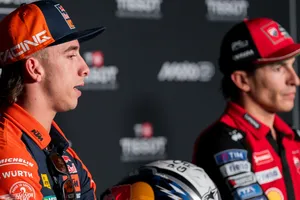 Acosta no busca cenar con Márquez, busca otra cosa: «La rivalidad se forja cuando se está luchando por un campeonato»