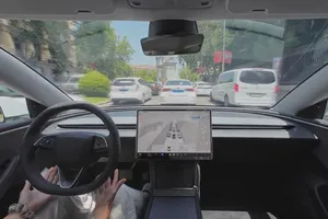 Acusan a Tesla de inflar los datos de seguridad del FSD justo cuando intenta expandirlo por Europa