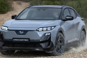 Subaru quiere convencer al mercado eléctrico con una garantía de 10 años y condiciones poco habituales