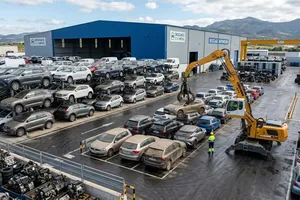 El dilema del coche moderno: derecho a reparar contra capós que no se pueden abrir