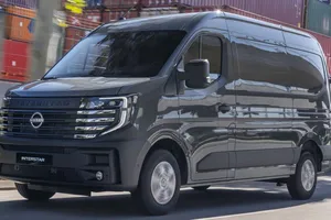 La Nissan Interstar-e por fin tiene la autonomía que necesitaba para ser una furgoneta eléctrica de verdad