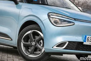 Cuesta lo que un FIAT, ofrece la autonomía de un BYD Dolphin Surf pero con 5 plazas y ahora tiene una garantía sin límite de kilómetros