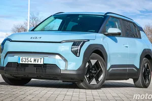 Más de 600 km de autonomía y 6.400 € de descuento, el KIA EV3 deja claro por qué arrasa en España