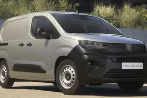 Peugeot da un giro a la Partner tras descubrir que el 40 % de sus clientes no quería tres plazas