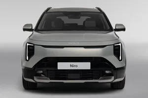 Llega el nuevo KIA Niro 2027, estos son los precios del renovado SUV híbrido que quiere superar al Toyota C-HR