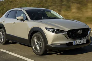 Llega el nuevo Mazda CX-30 2027, estos son los precios del mejorado SUV japonés con hasta 186 CV y etiqueta ECO