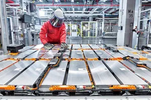 Leapmotor se afianza en España gracias a Stellantis, que confirma un taller de baterías en Zaragoza